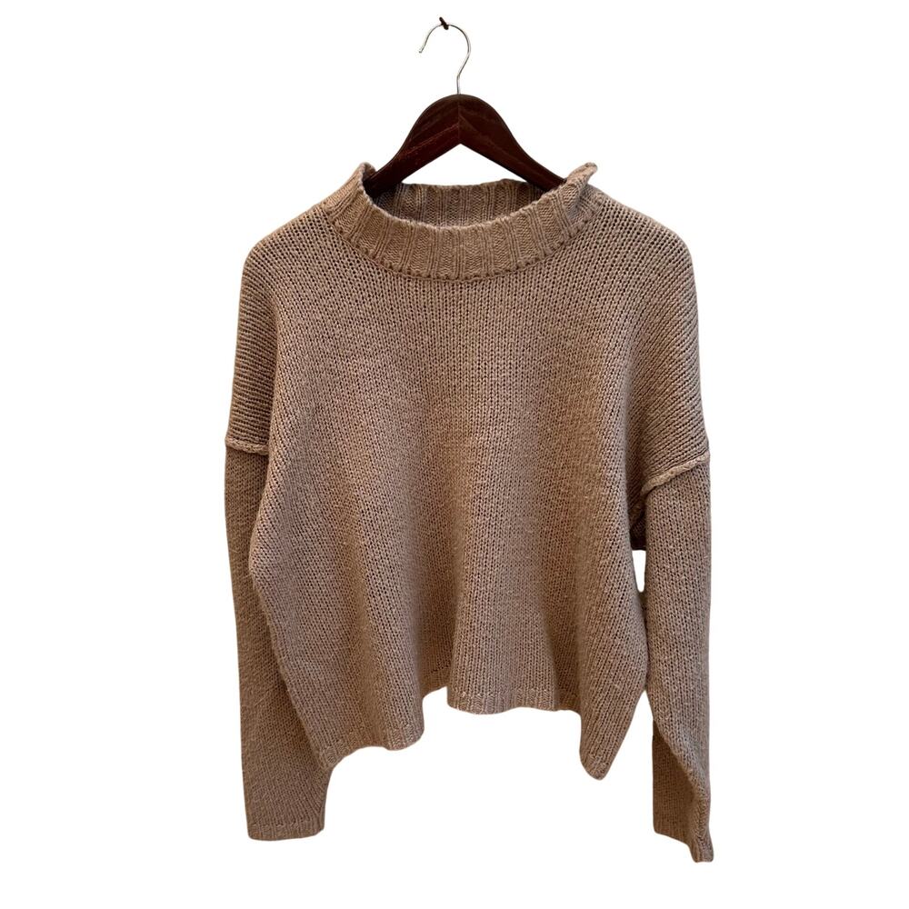 Dress Forum Los Angeles Cropped Beige Sweater Size Medium